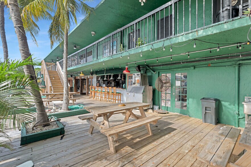 More Photos Of 90311 Old Hwy, Tavernier General Retail For Sale