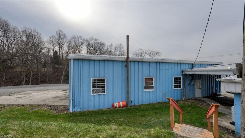 More Photos Of 11445 E Pike Rd, Cambridge Light Manufacturing For Lease