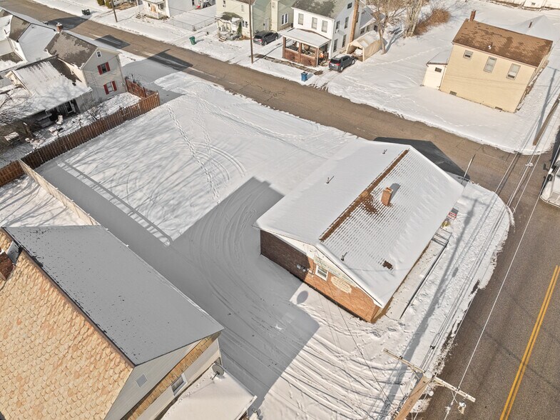 More Photos Of 293 N Ellsworth Ave, Salem Medical For Sale