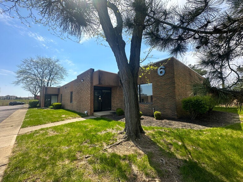 Primary Photo Of 3160-3162 Presidential Dr, Fairborn Unknown For Lease