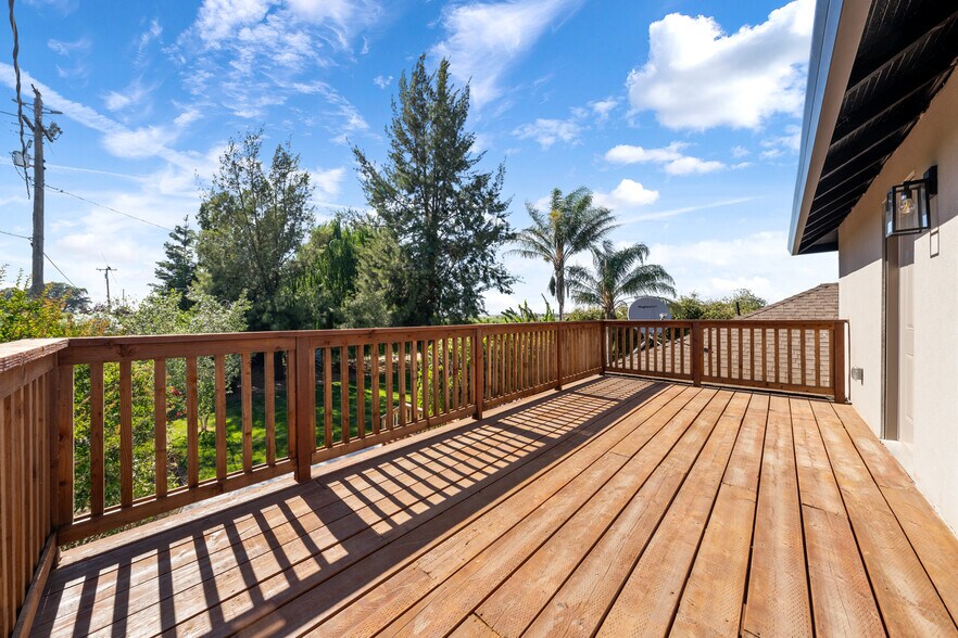 More Photos Of 14268 CA-160, Isleton Apartments For Sale