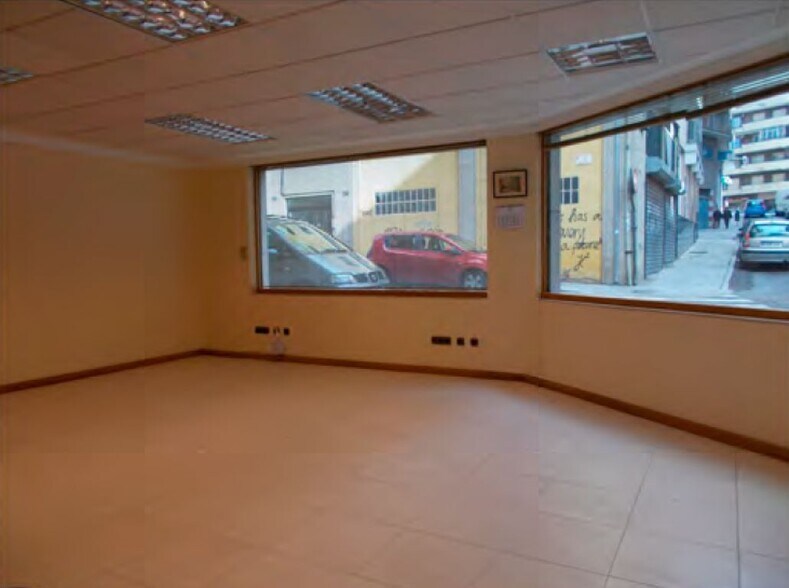 More Photos Of , Salamanca General Retail For Lease