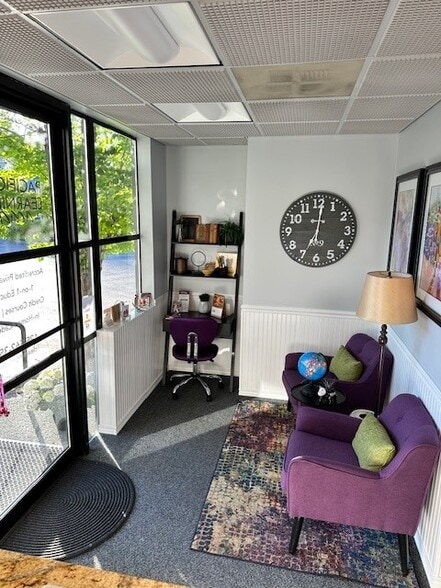 More Photos Of 2908 228th Ave SE, Sammamish Office For Sale