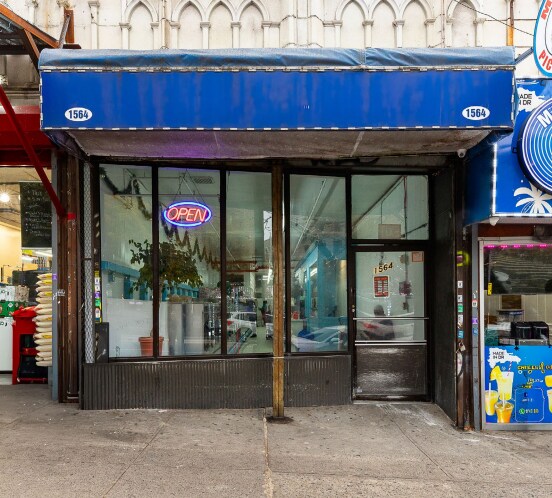 More Photos Of 571 W 188th St, New York Storefront For Lease