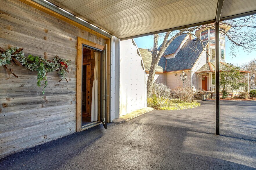More Photos Of 10501 County Road 525, Mansfield Hospitality For Sale