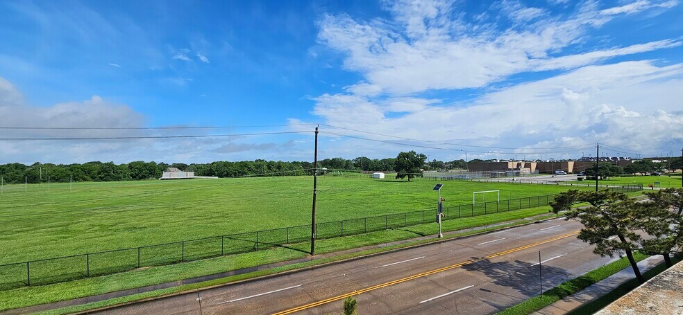 More Photos Of 2903 Falcon Pass Dr, Houston Land For Sale