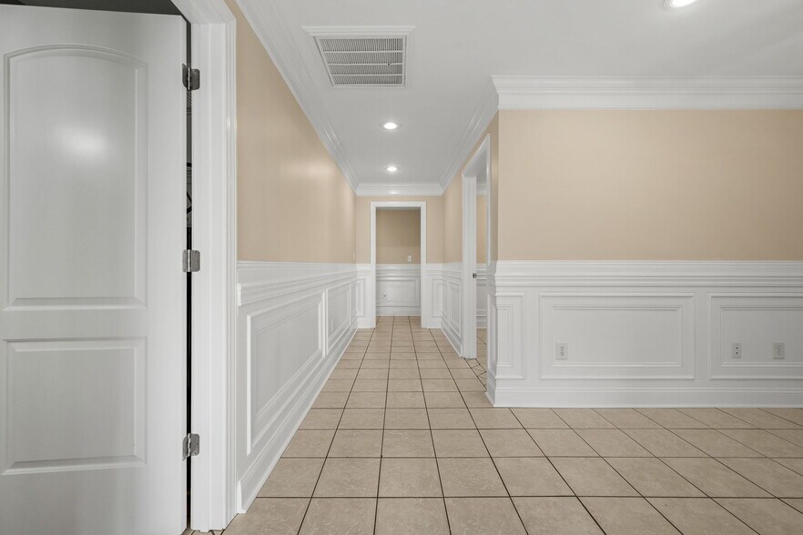 More Photos Of 117 Prince St, Shelbyville Specialty For Sale