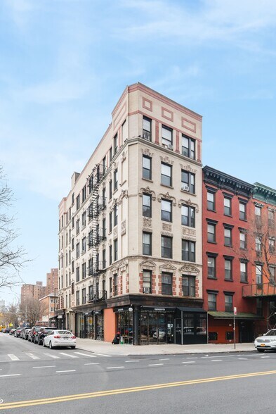 More Photos Of 259 E Broadway, New York Apartments For Sale