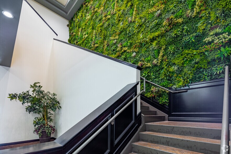 More Photos Of 9480 S Eastern Ave, Henderson Unknown For Lease