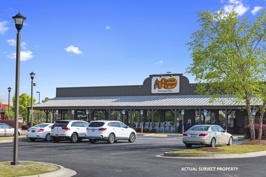 More Photos Of 481 Town Center Pl, Columbia Unknown For Lease