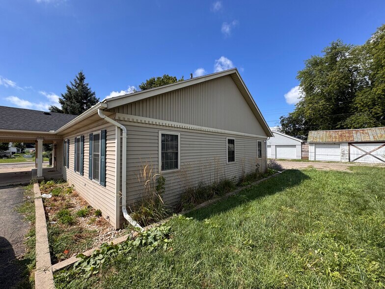 More Photos Of 201 N Church St, New Carlisle Medical For Sale