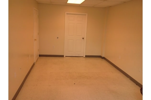 More Photos Of 3654-3656 S Irby St, Florence Medical For Lease