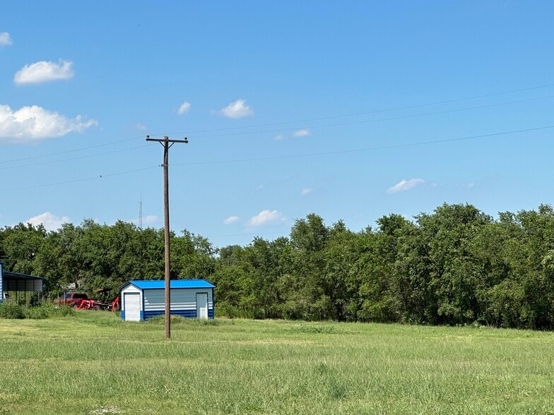 More Photos Of 700 N Texas St, Shamrock Land For Sale