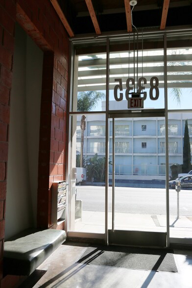 More Photos Of 8335 W Sunset Blvd, West Hollywood Office For Lease