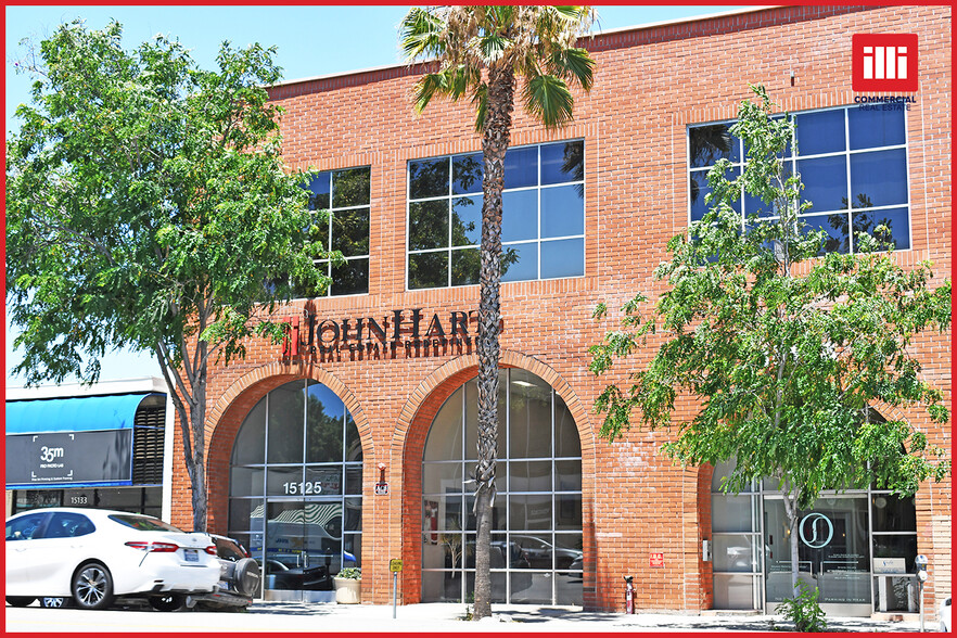 Primary Photo Of 15125 Ventura Blvd, Sherman Oaks Storefront Retail Office For Lease