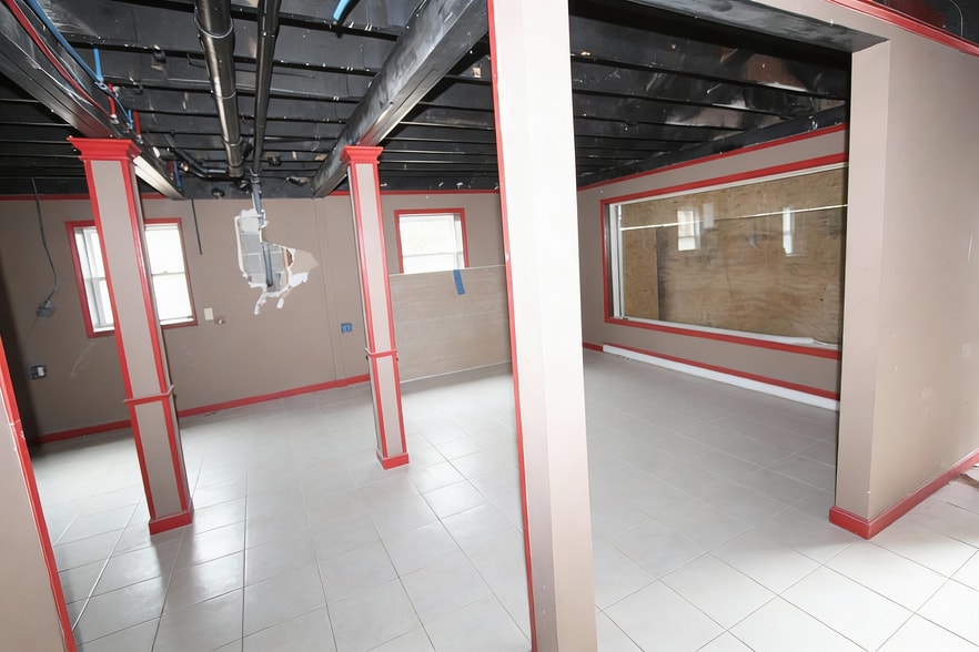 More Photos Of 706 Collins Hill Rd, Lawrenceville Office For Sale