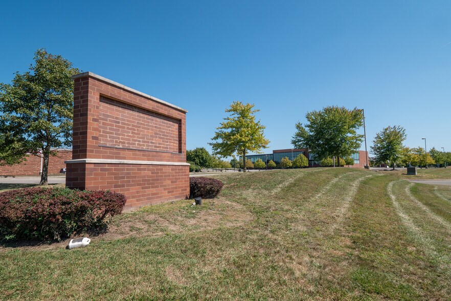 More Photos Of 3474 Sawmill Dr, Powell Health Club For Sale