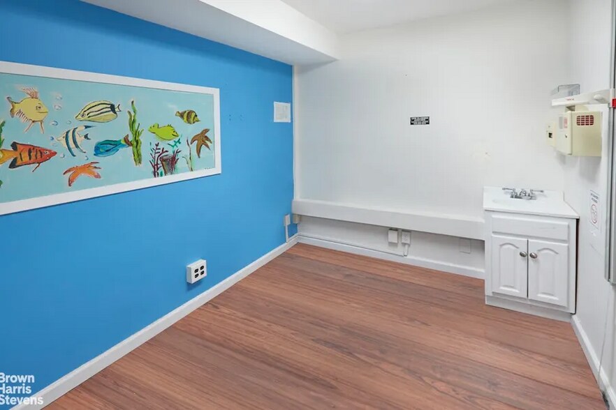 More Photos Of 11 E 86th St, New York Apartments For Sale