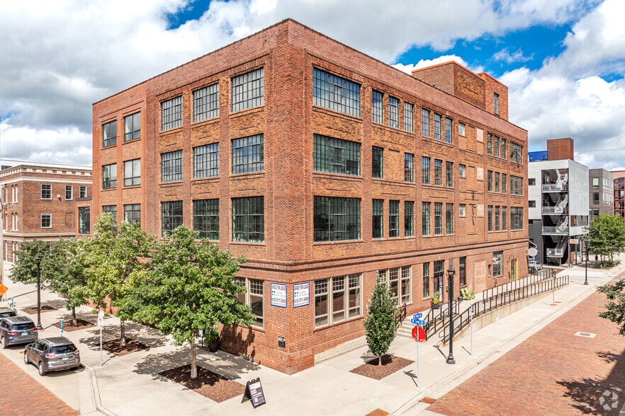 More Photos Of 900 N 3rd St, Minneapolis Apartments For Lease
