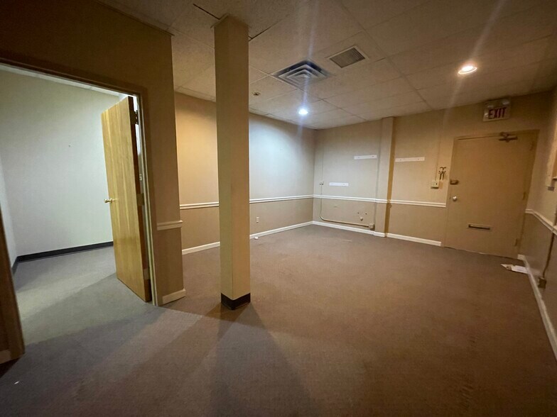 More Photos Of 217-223 E Hartsdale Ave, Hartsdale Storefront Retail Office For Lease