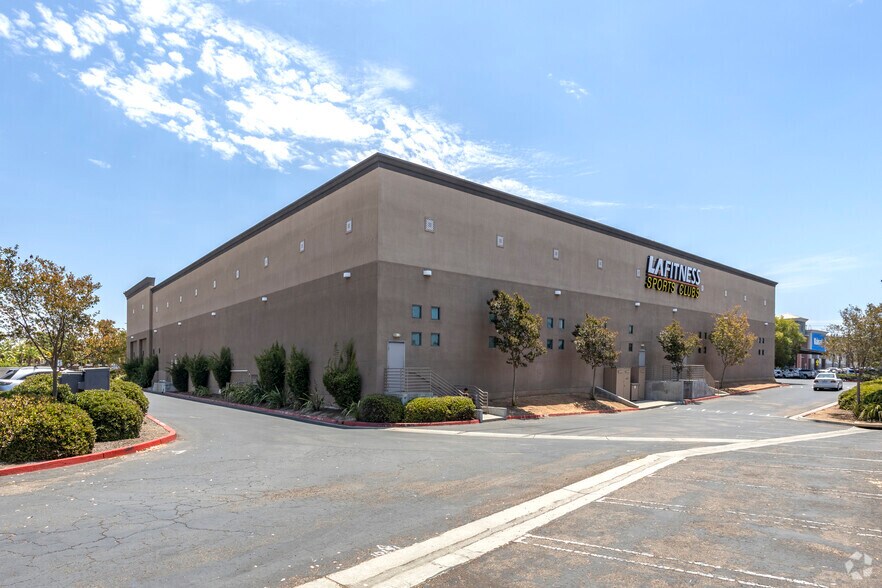 More Photos Of 4840 Shawline St, San Diego Unknown For Lease