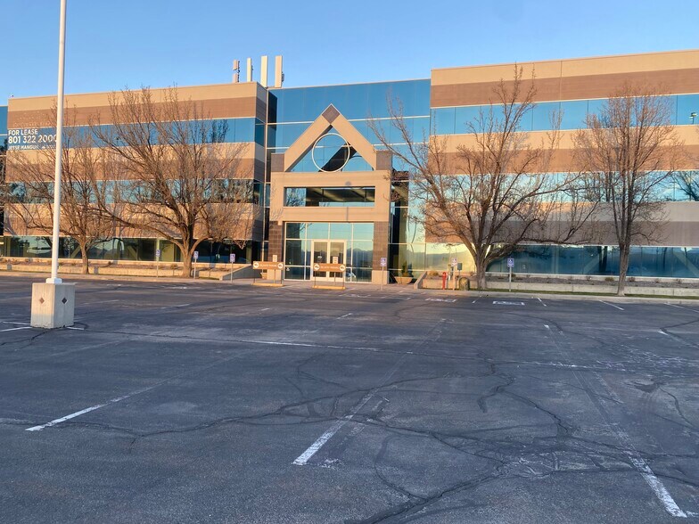 More Photos Of 66 E Wadsworth Park Dr, Draper Office For Lease
