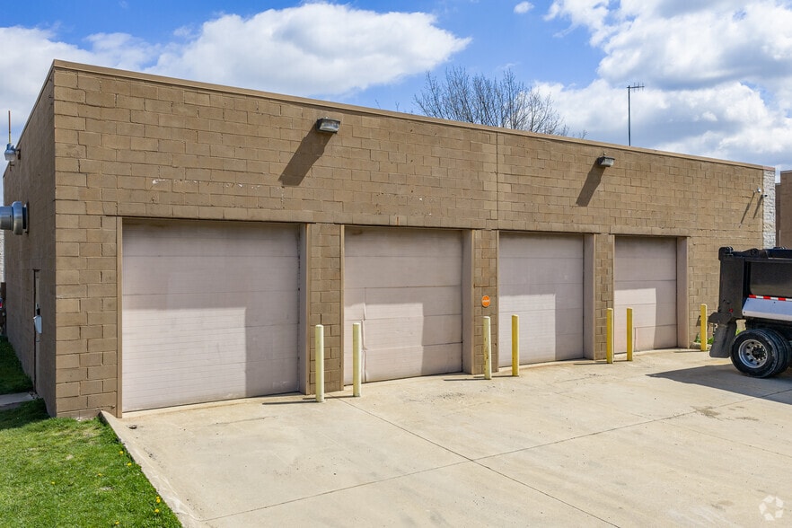 More Photos Of 1510-1520 E 191st St, Euclid Unknown For Lease