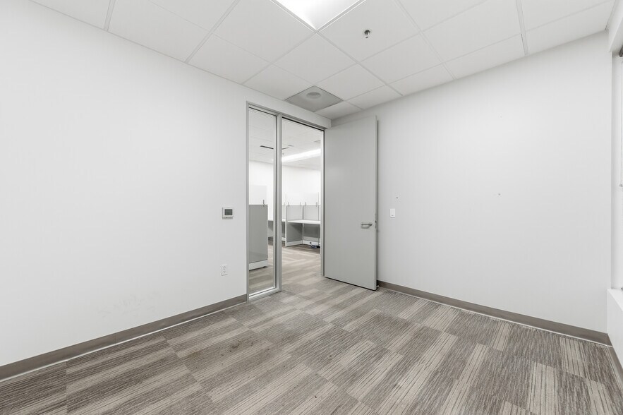 More Photos Of 2542 S Bascom Ave, Campbell Office For Sale