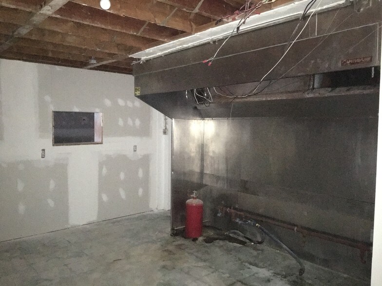 More Photos Of 1815 Millwood Pike, Winchester Restaurant For Sale