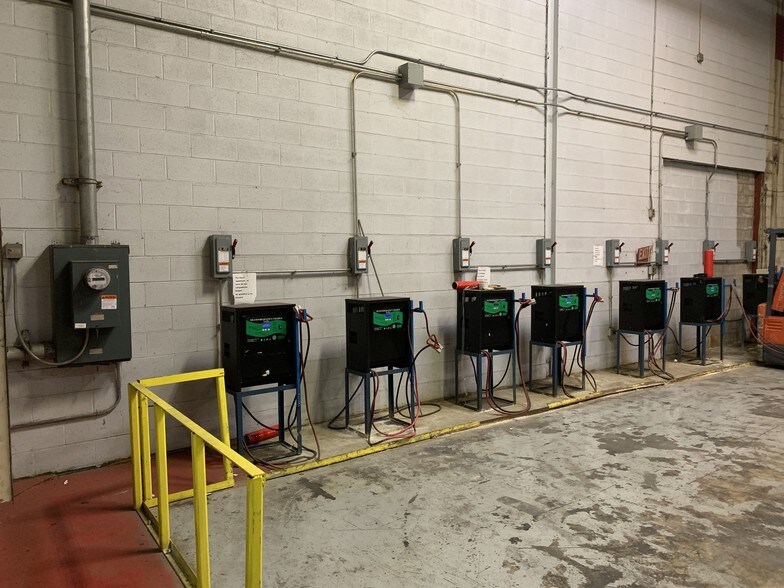 More Photos Of 11360 E State Route 114, Momence Manufacturing For Lease