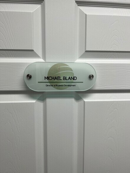 More Photos Of 1104 Kyle Wood Ln, Brandon Medical For Sale
