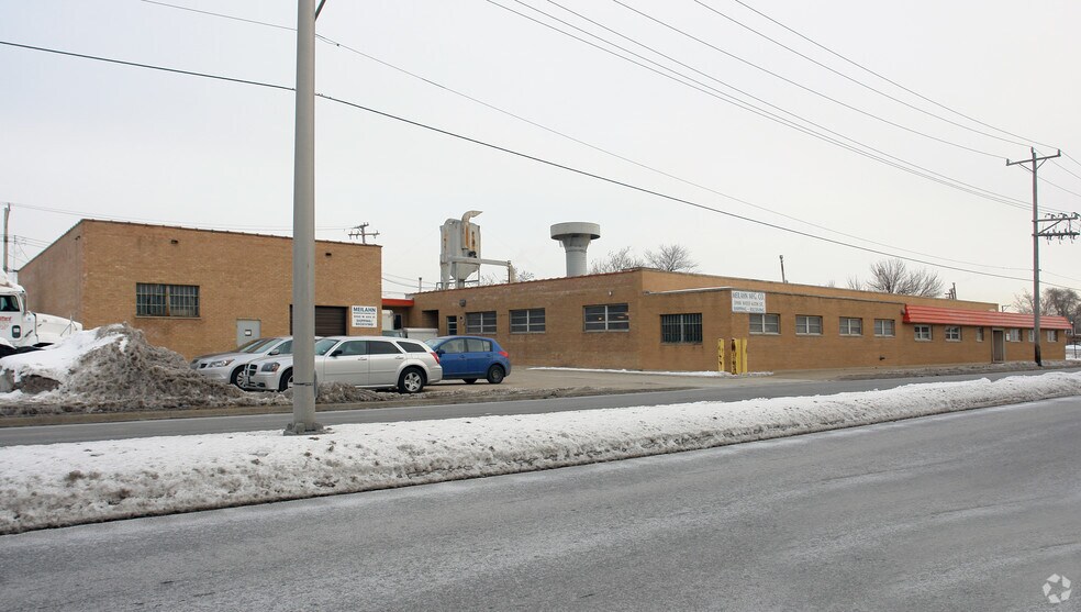 More Photos Of 5900 W 65th St, Chicago Warehouse For Sale