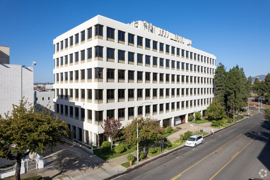 Primary Photo Of 425 Shatto Pl, Los Angeles Office For Lease