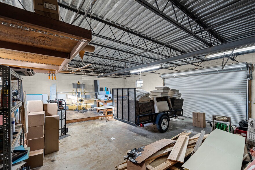 More Photos Of 107 E Polk Ave, Lake Wales General Retail For Sale