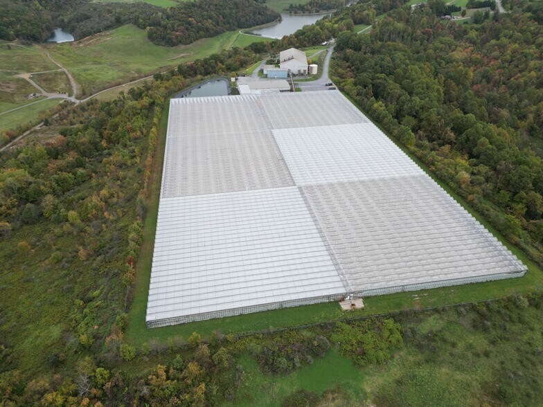 More Photos Of 566 Tomato Dr, Punxsutawney Self Storage For Sale