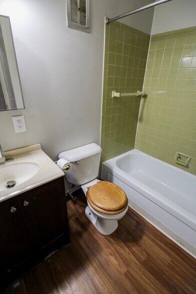 More Photos Of 624 Cleveland Rd E, Huron Apartments For Sale