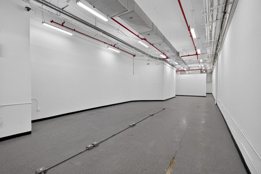 More Photos Of 356 Broadway, New York Apartments For Sale