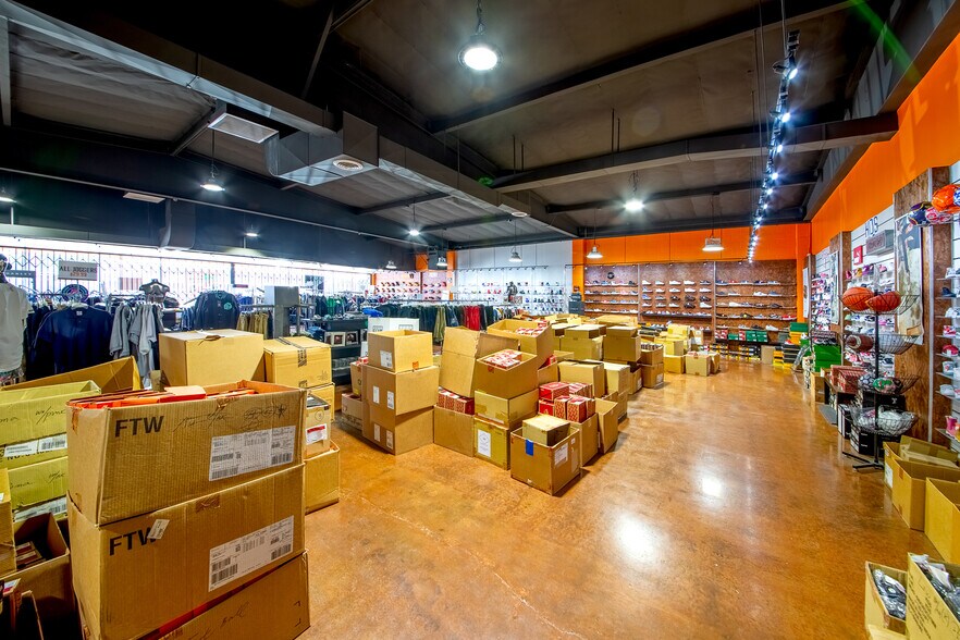 More Photos Of 333 S Brookhurst Rd, Fullerton Freestanding For Sale