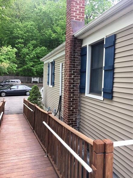 More Photos Of 97 Locust Ave, Cortlandt Manor Medical For Sale