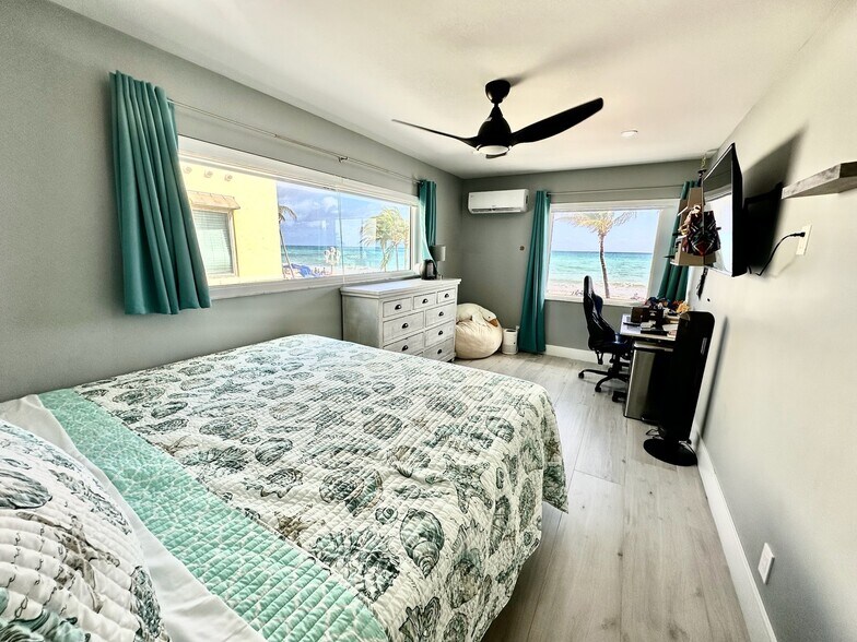 More Photos Of 2203 N Surf Rd, Hollywood Apartments For Sale