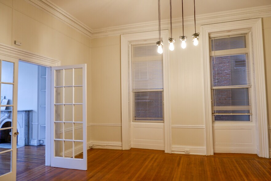 More Photos Of 103 W Monument St, Baltimore Apartments For Sale