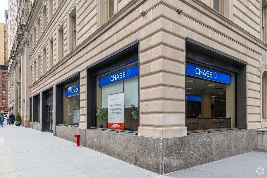 More Photos Of 390 West End Ave, New York Apartments For Lease