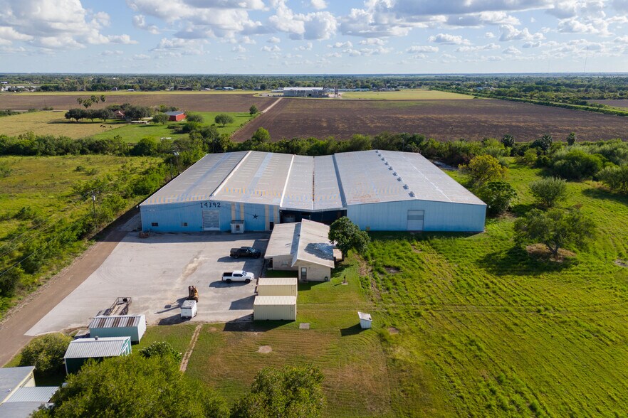 More Photos Of 14392 W Expressway 83, Harlingen Manufacturing For Lease