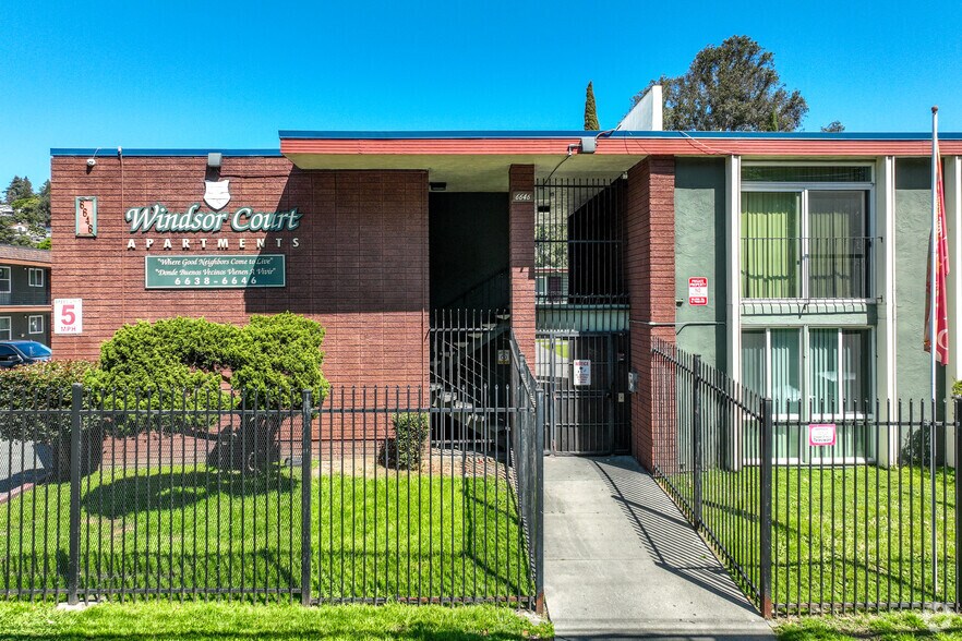 More Photos Of 6638-6646 MacArthur Blvd, Oakland Apartments For Sale