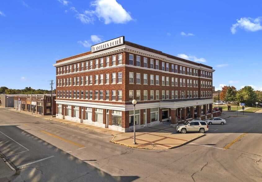 More Photos Of 301 W Washington, Kirksville Apartments For Sale