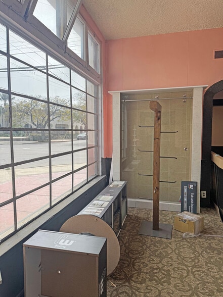 More Photos Of 601 E Montecito St, Santa Barbara Lodge Meeting Hall For Sale