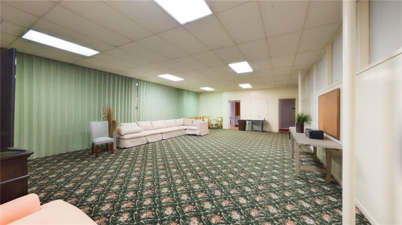 More Photos Of 230 E Jefferson St, Butler Religious Facility For Sale