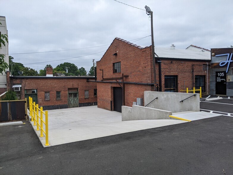 More Photos Of 715-725 N Mangum St, Durham Storefront For Lease