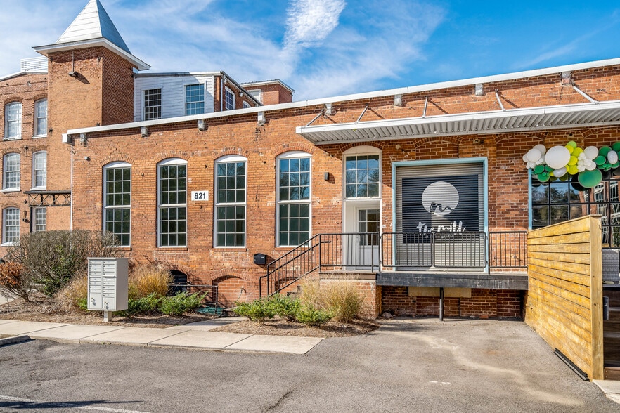 More Photos Of 825 Chattanooga Ave, Dalton Restaurant For Lease