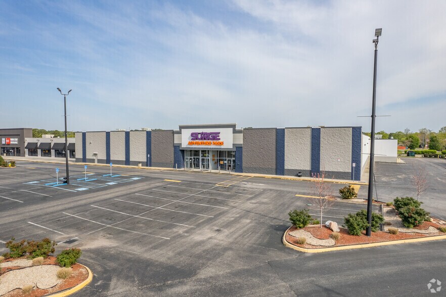 More Photos Of 2701-2736 N Mall Dr, Virginia Beach Unknown For Lease